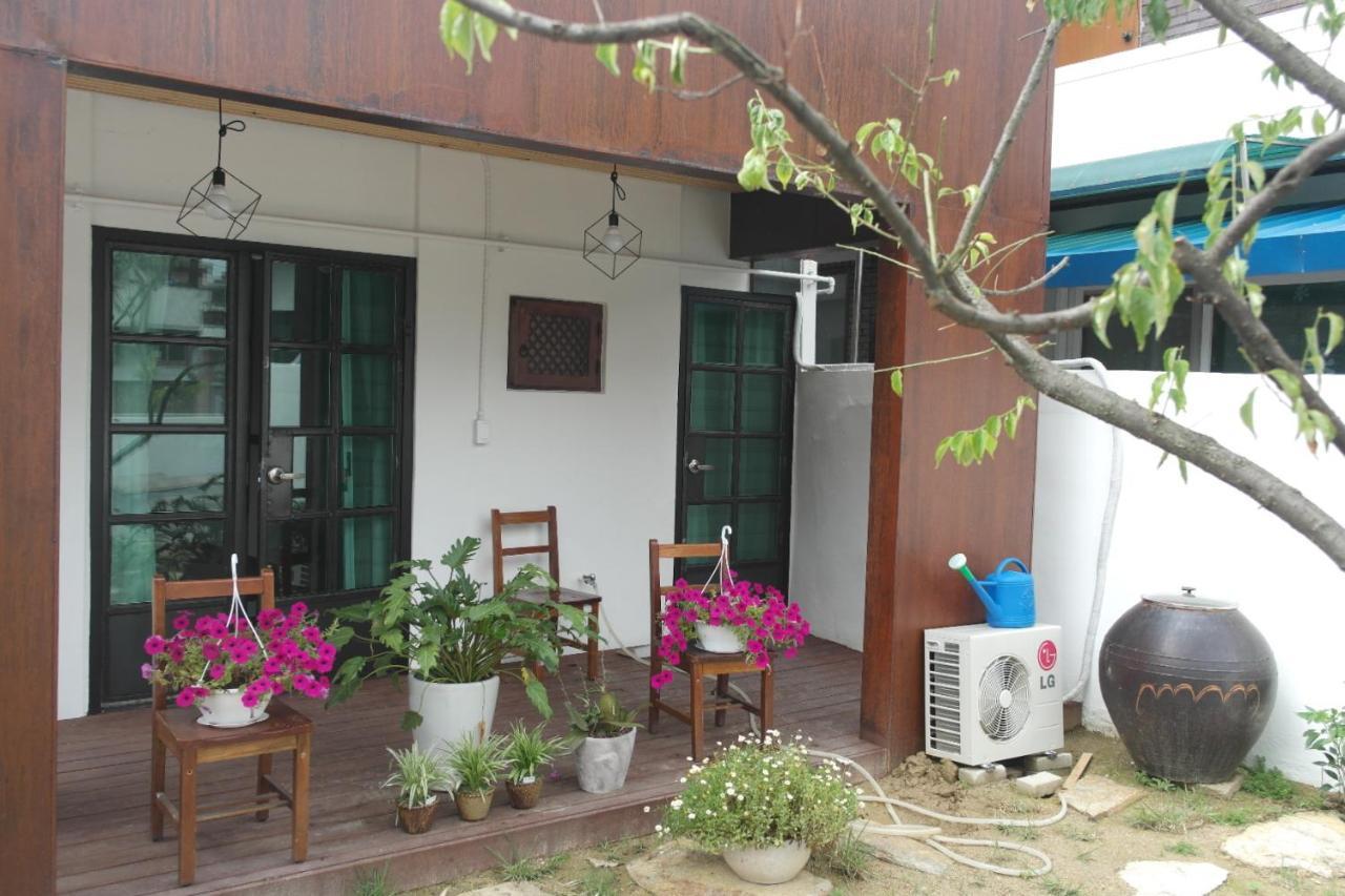 ג'אונג'ו Mongyouhwawon Guesthouse מראה חיצוני תמונה